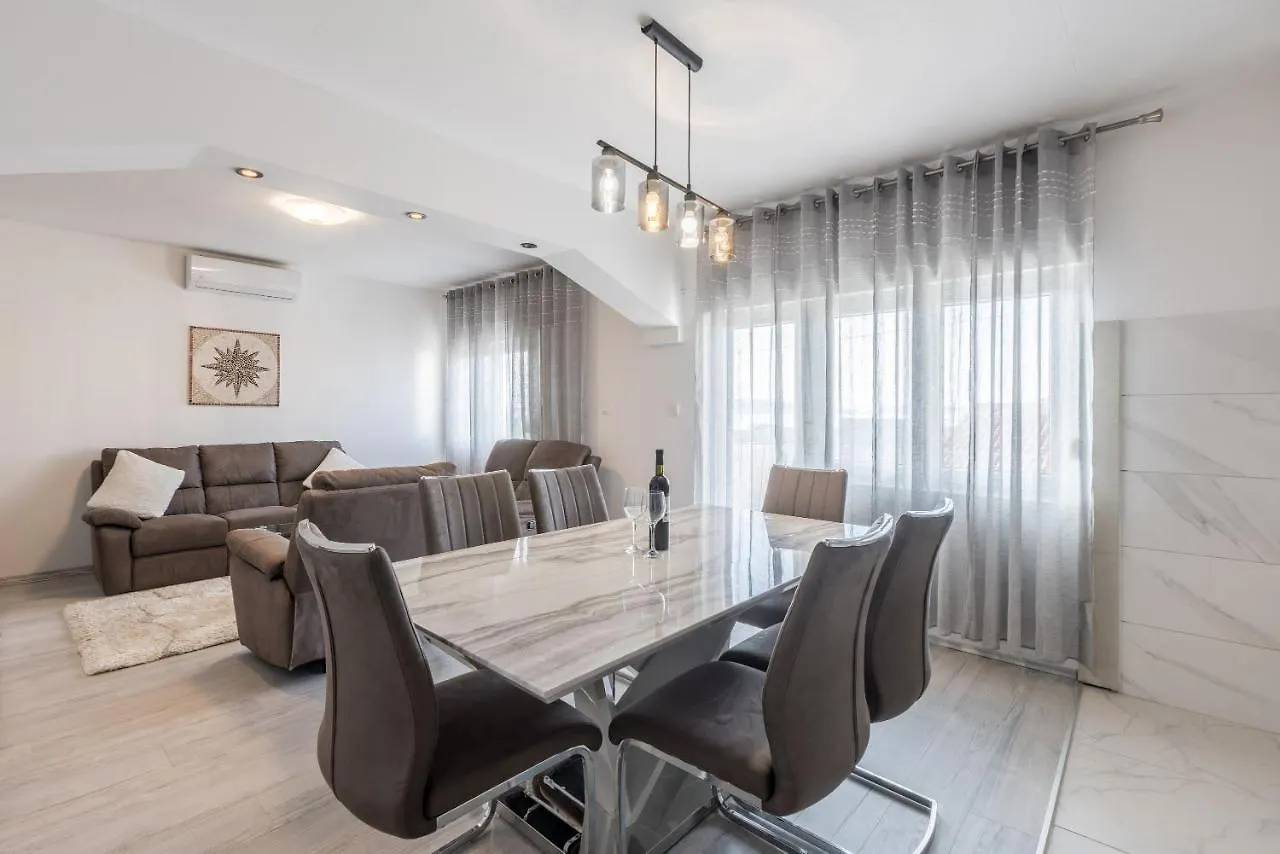 Apartment Apartman Bella Vita Kastela Croatia